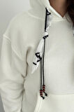 Kadın Fular Detaylı Kapüşonlu Sweatshirt – Casual Charm