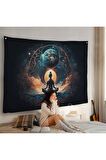 Meditasyon Yapan Kadın Lotus'ta Evrenle Bağlantı Duvar Örtüsü-7251