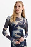 DeFacto Slim Fit Dar Kesim Bisiklet Yaka Desenli Tül Uzun Kollu Bluz C5447AX24SPBE181