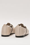 Kadın Oval Burun Aksesuar Bantlı Babet Ayakkabı  BEJ