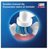 Oral-B D100 Vitality Spiderman Özel Seri Çocuklar İçin Ekstra Yumuşak Şarj Edilebilir Diş Fırçası ve
