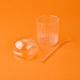 Elbis Büyük Boy Kapaklı Pipetli Bardak - Şeffaf - 490 ml