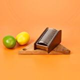 Akasya Hazneli Sarımsak Rendesi - Kahverengi - 13x7x6 cm