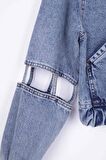 Kolları Bağlantı Detaylı Klasik Yakalı Cepli ve Astarsız Bomber Crop Kadın Kot Ceket OrtaMavi Denim