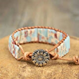 Valkyrie Doğal Amazonit Taşı Bileklik – El Yapımı Ayarlanabilir Deri Tasarım Papatya Düğmeli