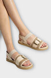Kadın Tokalı Hasır Tek Bant Lastik Detaylı Sandalet KREM