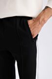 DeFactoFit Sporcu Jogger Eşofman Altı Standart Fit Standart Paça Beli Lastikli Cepli D1957AX24AUBK81