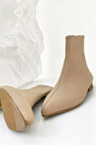 Bilekte Biten Fermuarlı Kısa Topuklu Bot-Nude-37
