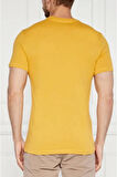 Guess Erkek Sarı Önü Logolu T-Shirt