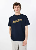 Guess Jeans Bisiklet Yaka Desenli Lacivert Erkek T-Shirt M5GI54K8FQ4A71W GJ SS CN REG 1981