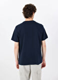 Guess Jeans Bisiklet Yaka Desenli Lacivert Erkek T-Shirt M5GI54K8FQ4A71W GJ SS CN REG 1981