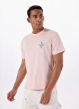 Guess Jeans Bisiklet Yaka Desenli Pembe Erkek T-Shirt M5GI55K8FQ4G6R4 GJ SS CN REG PALM
