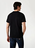 Guess Bisiklet Yaka Desenli Siyah Erkek T-Shirt M5GI11K8FQ4JBLK SS CN GUESS TRIANG