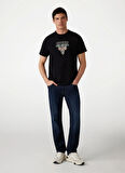 Guess Bisiklet Yaka Desenli Siyah Erkek T-Shirt M5GI11K8FQ4JBLK SS CN GUESS TRIANG