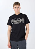 Guess Bisiklet Yaka Desenli Siyah Erkek T-Shirt M5GI17K8FQ4JBLK SS CN GUESS FLOWER