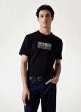 Guess Bisiklet Yaka Desenli Siyah Erkek T-Shirt M5GI19J1314JBLK SS CN GUESS BOX ST