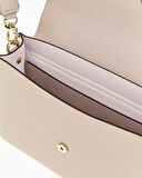 Guess Emiliya Çapraz Çıkarılabilir Askılı Çanta