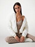 Guess Ivy Kadın Krem Aktif Mont V5YL03WHEB2-F0EN