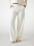 Guess Peony Kadın Beyaz Aktif Relaxed Fit Eşofman Altı V5YB19KBSL2-F0EP