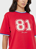 uess Jeans Kadın Kırmızı Boxy Fit T-Shirt W5YI19K8HM0-G585