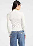 Guess Jeans Dik Yaka Baskılı Krem Kadın T-Shirt Guess Jeans Kadın Tp