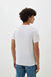 Erkek Guess SS BSC Önde Üçgen Logolu T-Shirt - Beyaz | S