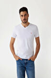Guees Erkek Beyaz Slim Fit T-Shirt