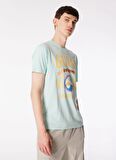 Guess Bisiklet Yaka Baskılı Krem Erkek T-Shirt M4GI57K9RM1F7PD_SS BSC BEACH CLUB T