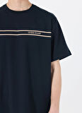 Guess Jeans Bisiklet Yaka Desenli Lacivert Erkek T-Shirt M5RI78KCPQ1A71W GJ SS CN REG CHEST