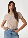 Guess Önü Logolu Kadın T-shirt W5RI19I3Z14