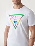 Guess Erkek Beyaz Üçgen Logolu Tişört