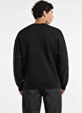 Guess Jeans Bisiklet Yaka Siyah Erkek Sweatshırt M5BQ23K9V31-JBLK Guess Jeans Erkek