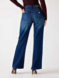 Guess Indigo Kadın Çok Renkli Relaxed Fit Jean W5BA1AD0615-ECWS