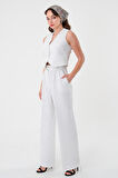 Kadın Beyaz Çizgili Yelek Pantolon Takım