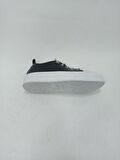 GUJA SİYAH DERİ KADIN SNEAKER SPOR AYAKKABI