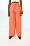 KADIN RAHAT KALIP BELİ LASTİKLİ BOL PAÇA DÜZ PANTOLON