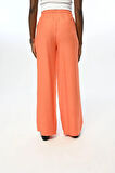 KADIN RAHAT KALIP BELİ LASTİKLİ BOL PAÇA DÜZ PANTOLON