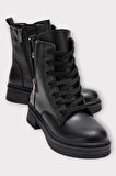 Kaydırmaz Taban Fermuarlı Postal Kadın Bot SİYAH - GÜMÜŞ