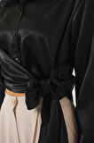 Kadın Siyah Bağlama Detaylı Saten Yüzeyli Gömlek HZL25S-BD1202871