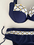 Kadın Lacivert Beyaz Etnik Desenli Bikini Takım HZL25S-LC2220