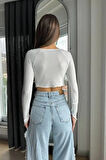 Kadın Beyaz Asimetrik Kesim Önü Bağlamalı Crop Tül Bluz HZL24S-ZK12281