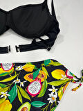 Kadın Siyah Aksesuar Detaylı Tropikal Desen Bikini Takım HZL25S-LC3343