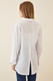 Kadın Beyaz Arkası Düğmeli Boyfriend Poplin Gömlek HZL22S-BD139521