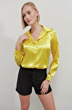 Kadın Sarı Hafif Dökümlü Saten Yüzeyli Gömlek Hzl22w-bd139641