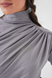 Kadın Gri Büzgü Detay Balıkçı Yaka Sandy Bluz HZL25W-BD19251