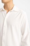 DeFacto Modern Fit Polo Yaka Basic Düz Krinkıl Uzun Kollu Gömlek B7384AX24SPWT34