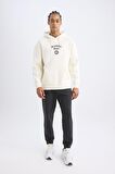 DeFactoFit NBA Brooklyn Nets Comfort Fit Rahat Kalıp Kapüşonlu Kalın Sırt Baskılı Sweatshirt D3223AX24WNER105