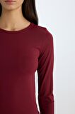 DeFacto Slim Fit Dar Kesim Bisiklet Yaka Basic Düz Uzun Kollu Tişört D3756AX24WNBR248