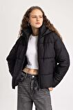 DeFacto Su Geçirmez Regular Fit Kapüşonlu Şişme Mont C0488AX24SPBK27