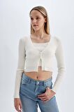 DeFacto Regular Fit Crop Düğmeli V Yaka Triko Hırka A2076AX24AUER103